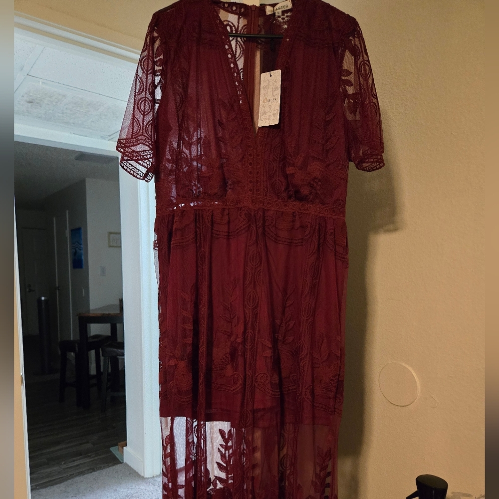 Elegant Burgundy Lace Dress